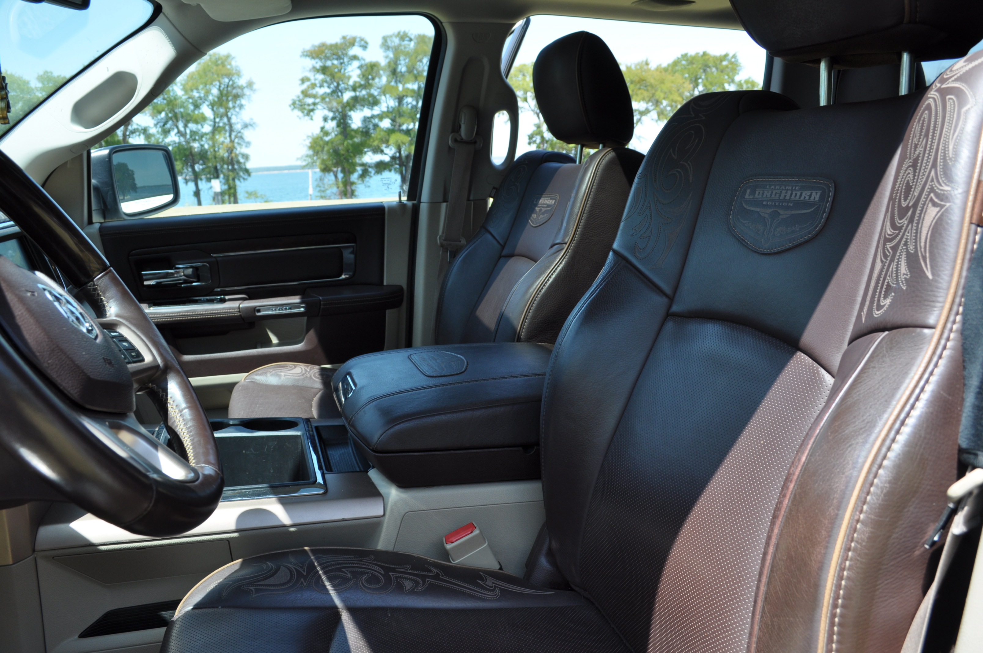 Used 2014 RAM 1500 Laramie Longhorn w/ Convenience Group AWD/4WD image 13