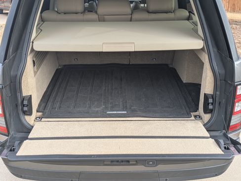 Used 2017 Land Rover Range Rover Supercharged image 28