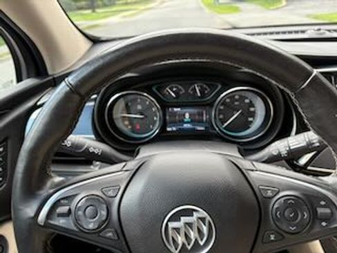 Used 2018 Buick Envision Essence AWD/4WD image 14