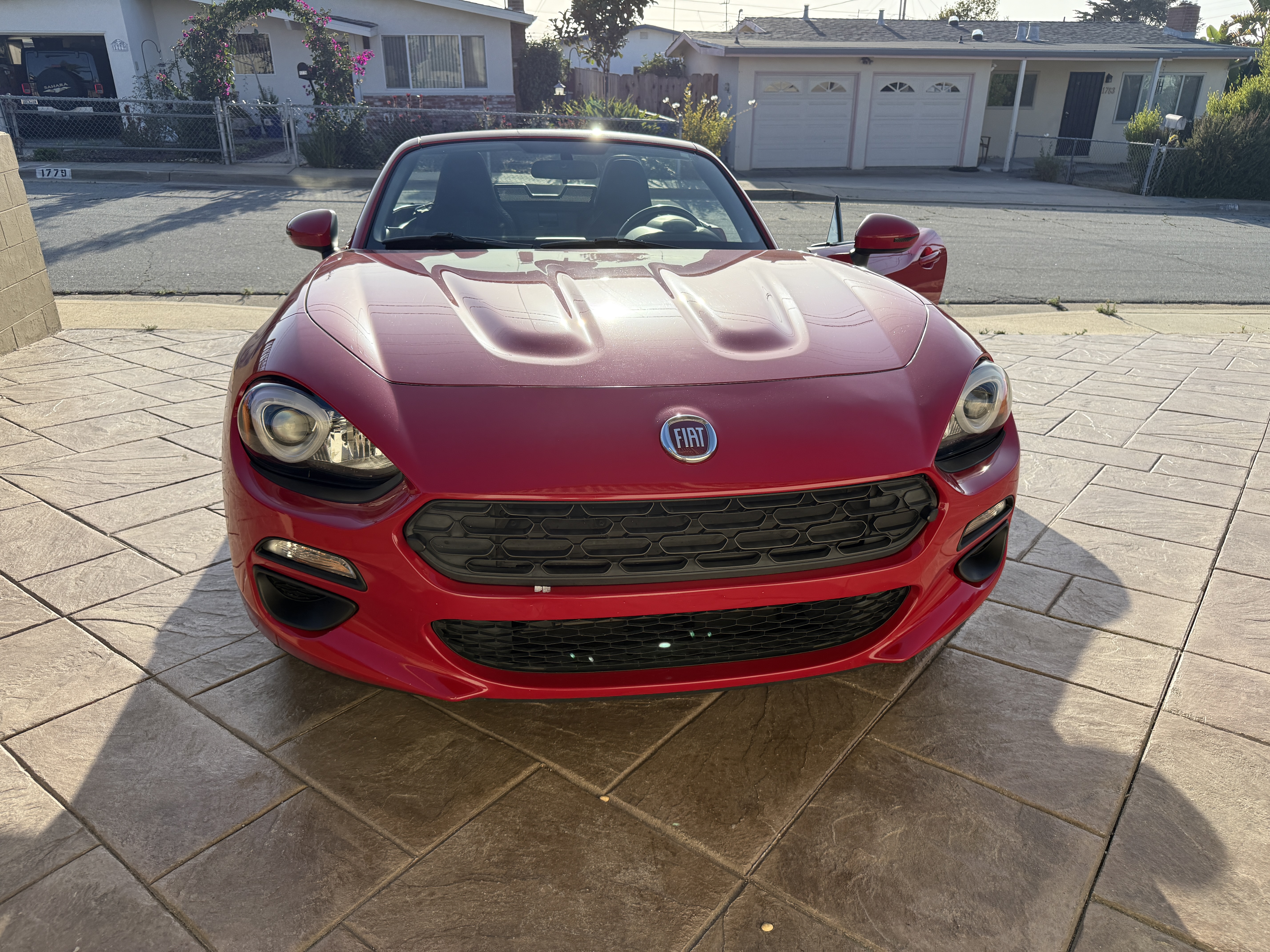 Used 2017 FIAT 124 Spider Classica RWD image 11