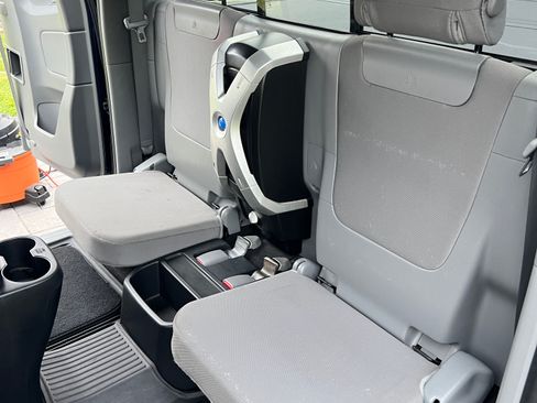 Used 2012 Toyota Tacoma X-Runner image 7