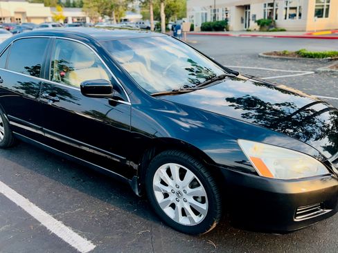 Used 2007 Honda Accord SE image 4