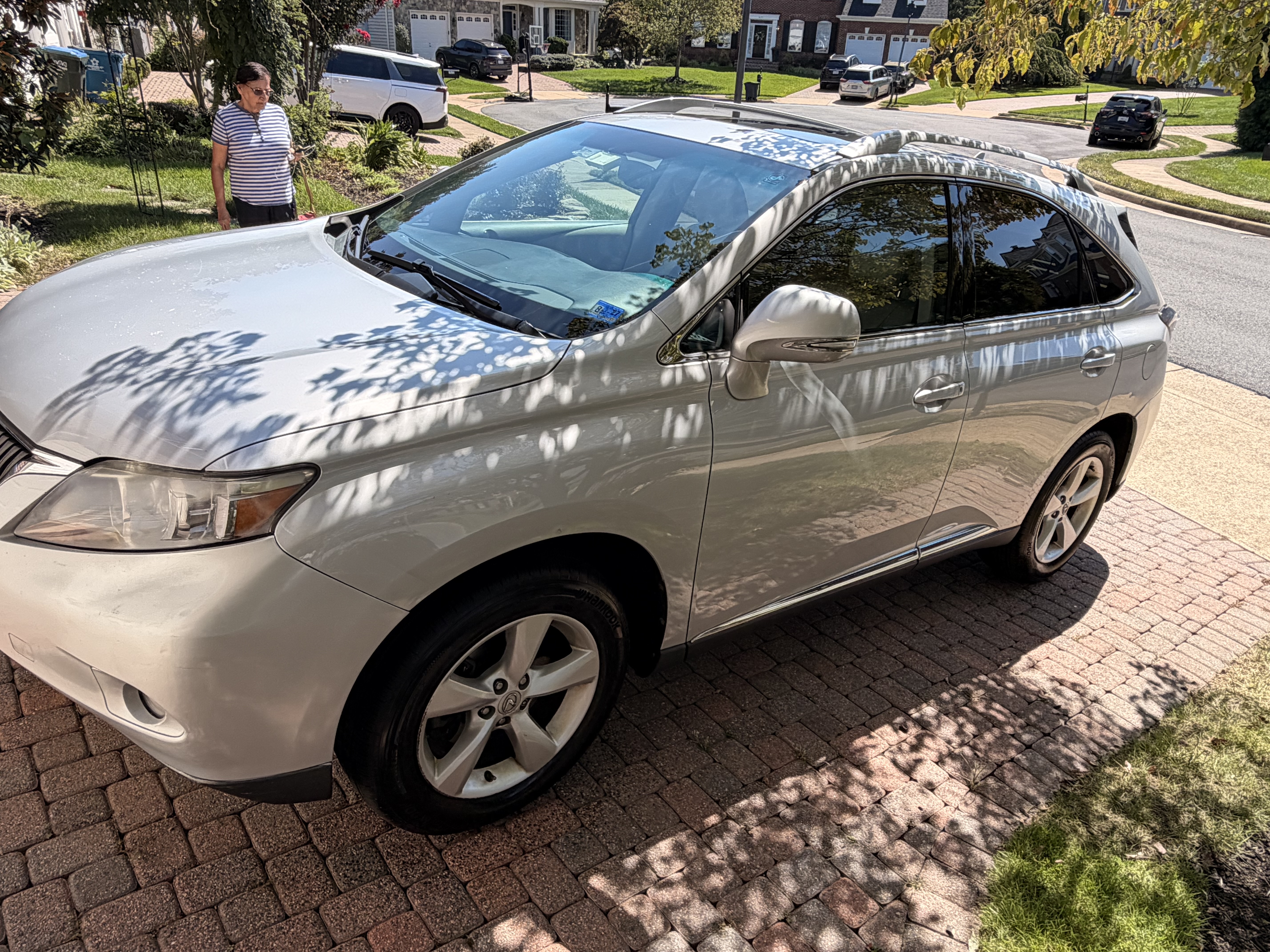 Used 2010 Lexus RX 350 2WD w/ Premium Pkg image 6