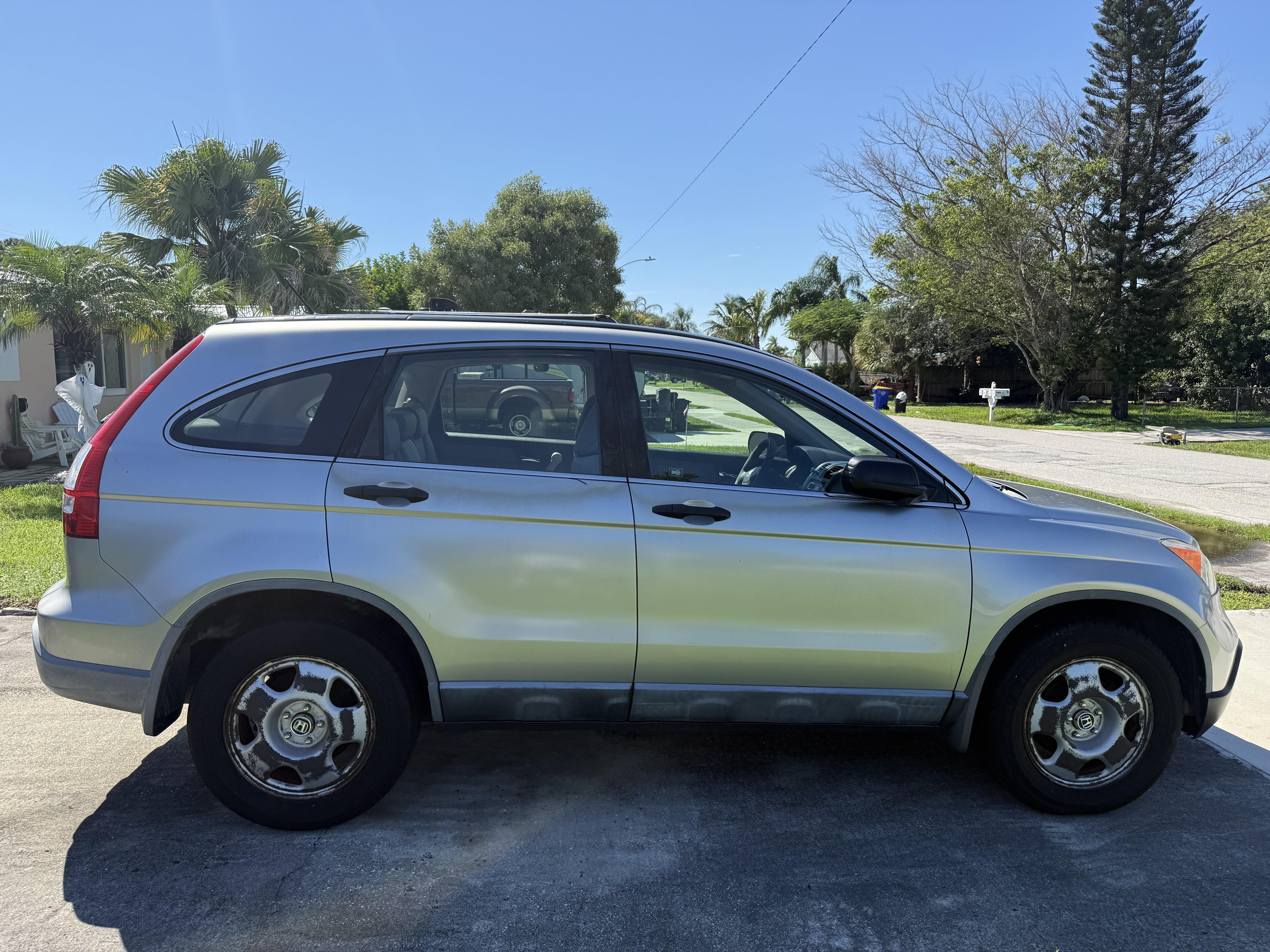 Used 2007 Honda CR-V LX image 1