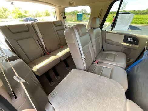 Used 2005 Ford Expedition Limited AWD/4WD image 5