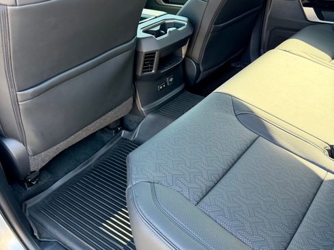 Used 2024 Toyota Tundra Limited image 17