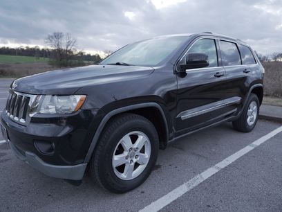 Used 2011 Jeep Grand Cherokee Laredo