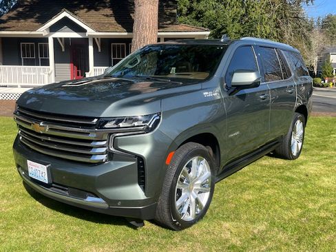 Used 2023 Chevrolet Tahoe High Country w/ Premium Package 2 AWD/4WD image 1