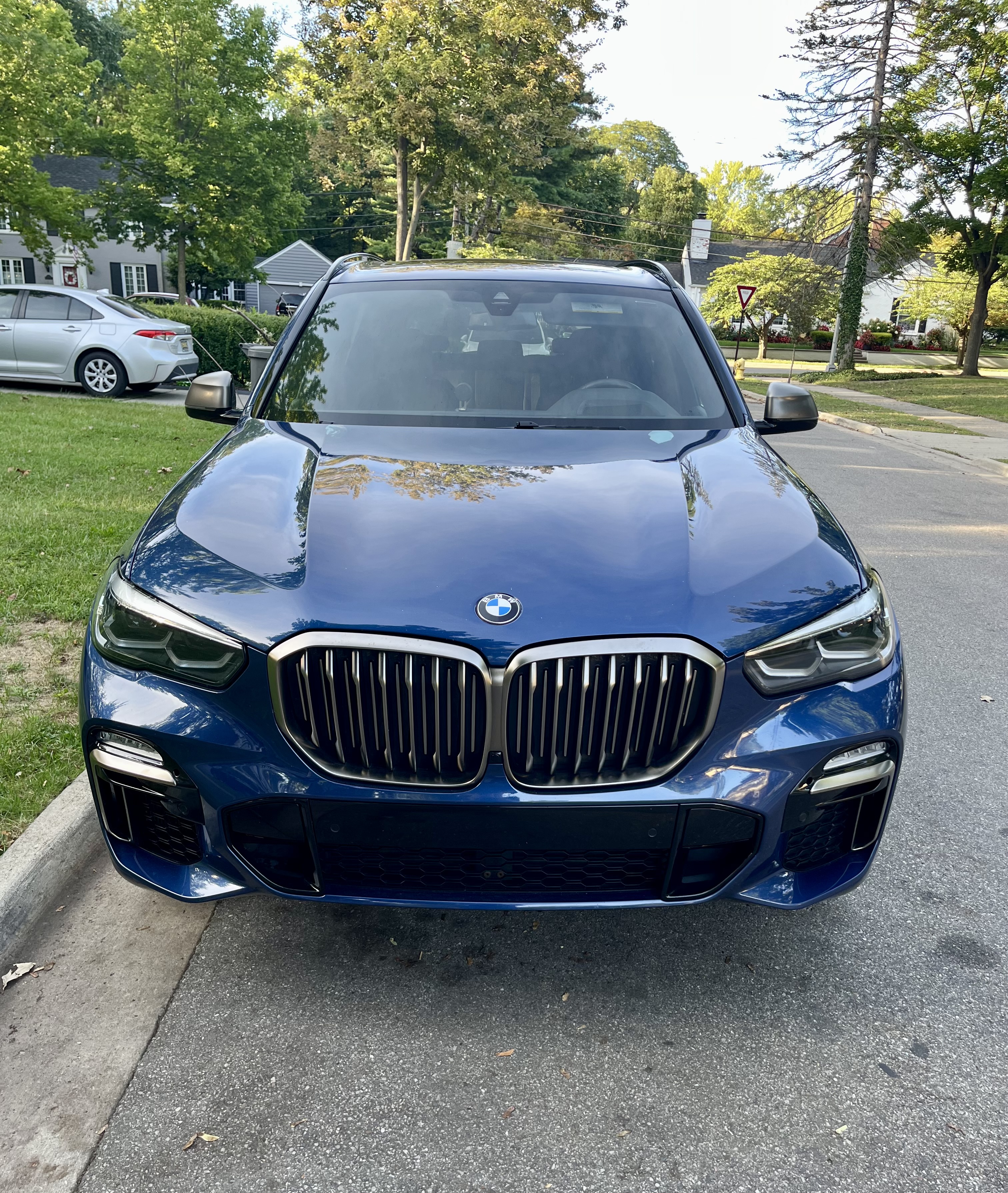 Used 2020 BMW X5 M50i w/ Premium Package AWD/4WD image 10