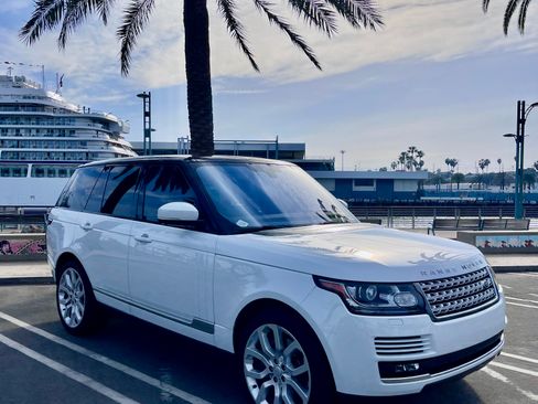 Used 2016 Land Rover Range Rover HSE image 2