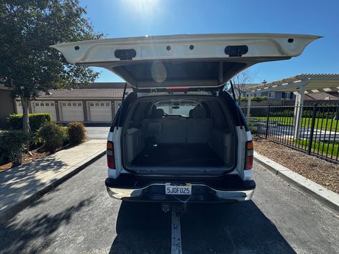 Used 2004 GMC Yukon SLE w/ Cargo Package RWD image 20