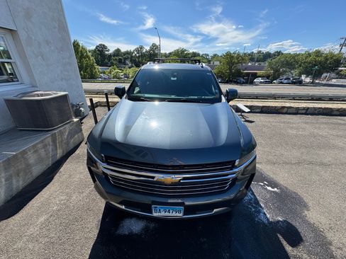 Used 2021 Chevrolet Tahoe LT w/ LT Signature Plus Package AWD/4WD image 6