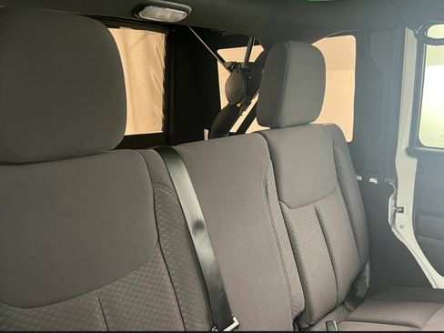 Used 2013 Jeep Wrangler Unlimited Sport image 12