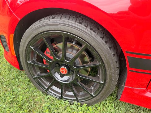 Used 2013 FIAT 500 Abarth w/ Beats Audio Pkg FWD image 15