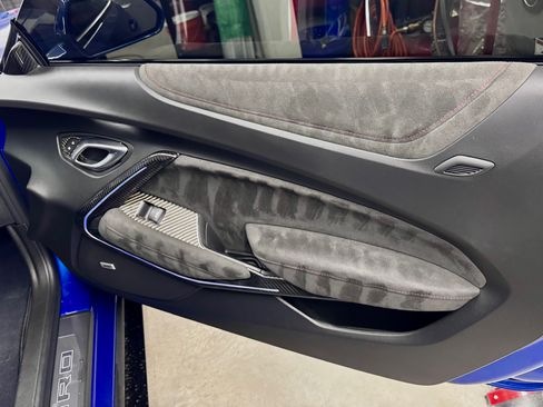 Used 2018 Chevrolet Camaro ZL1 image 12