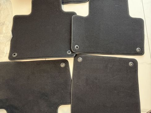 Used 2020 Volvo XC90 T6 Momentum w/ Protection Package Premier image 24