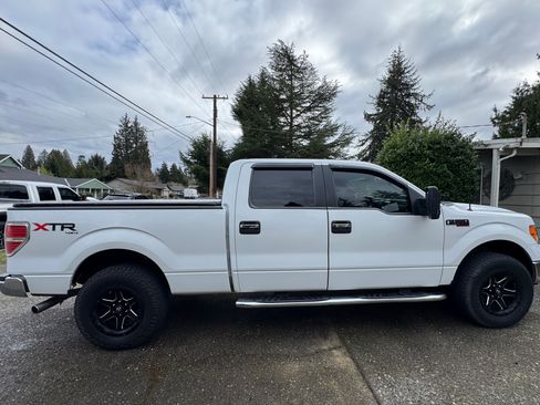 Used 2013 Ford F150 XLT w/ Luxury Equipment Group AWD/4WD image 4