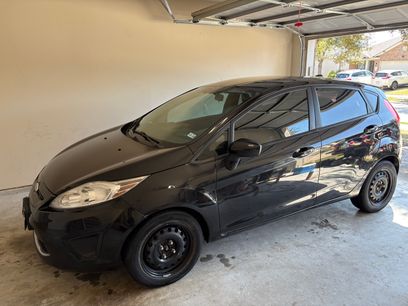 Used 2011 Ford Fiesta SE w/ 201A Rapid Spec Order Code