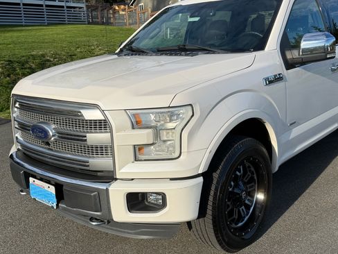 Used 2016 Ford F150 Platinum w/ Equipment Group 701A Luxury image 5