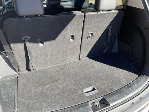 Used 2020 Kia Telluride LX image 10