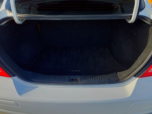 Used 2010 Nissan Versa 1.8 S w/ PWR Plus Pkg image 18