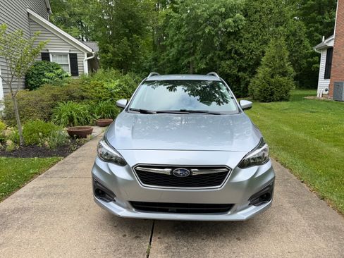 Used 2017 Subaru Impreza 2.0i Premium AWD/4WD image 10