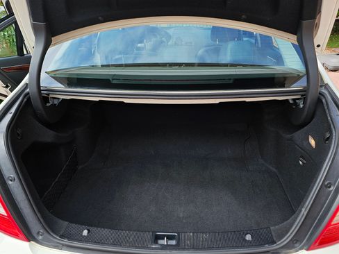 Used 2010 Mercedes-Benz C 300 4MATIC Sedan image 16