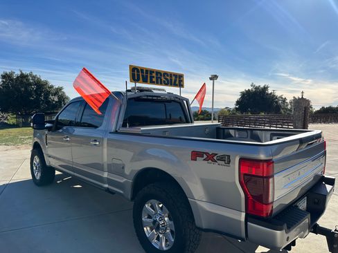 Used 2020 Ford F250 Platinum image 5