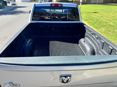 Used 2016 RAM 1500 Big Horn image 6