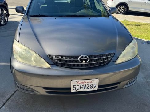 Used 2004 Toyota Camry LE FWD image 5