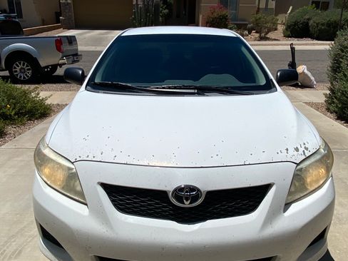 Used 2010 Toyota Corolla FWD image 4