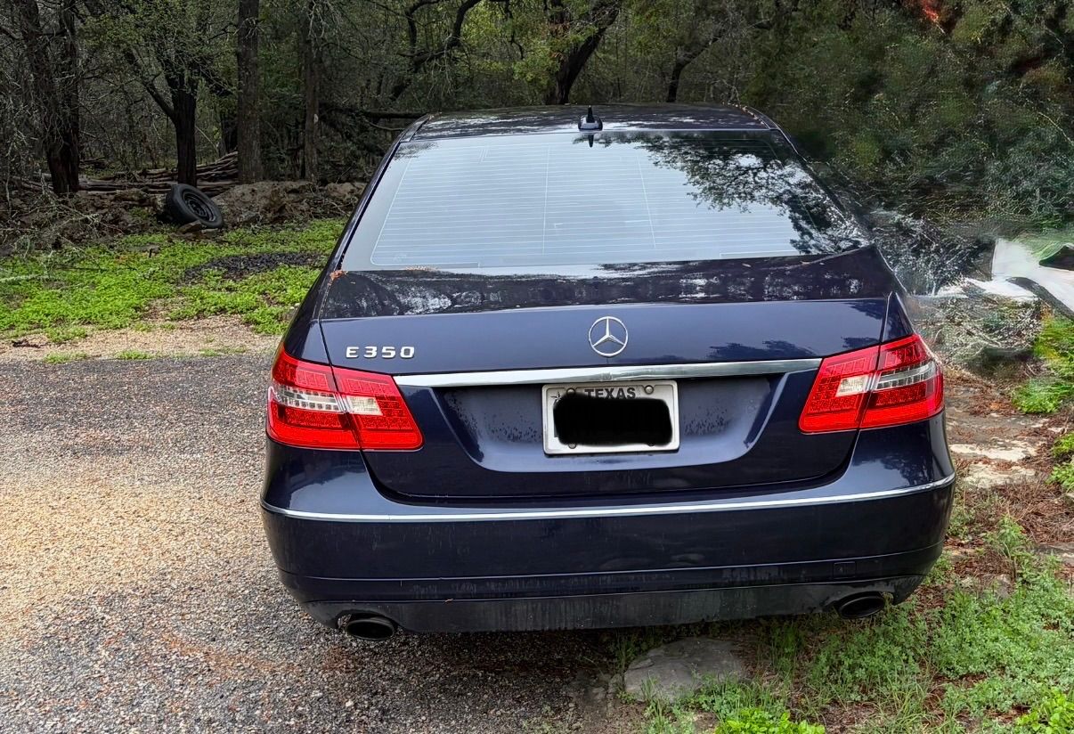 Used 2011 Mercedes-Benz E 350 Sedan image 8