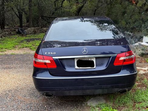 Used 2011 Mercedes-Benz E 350 Sedan image 8
