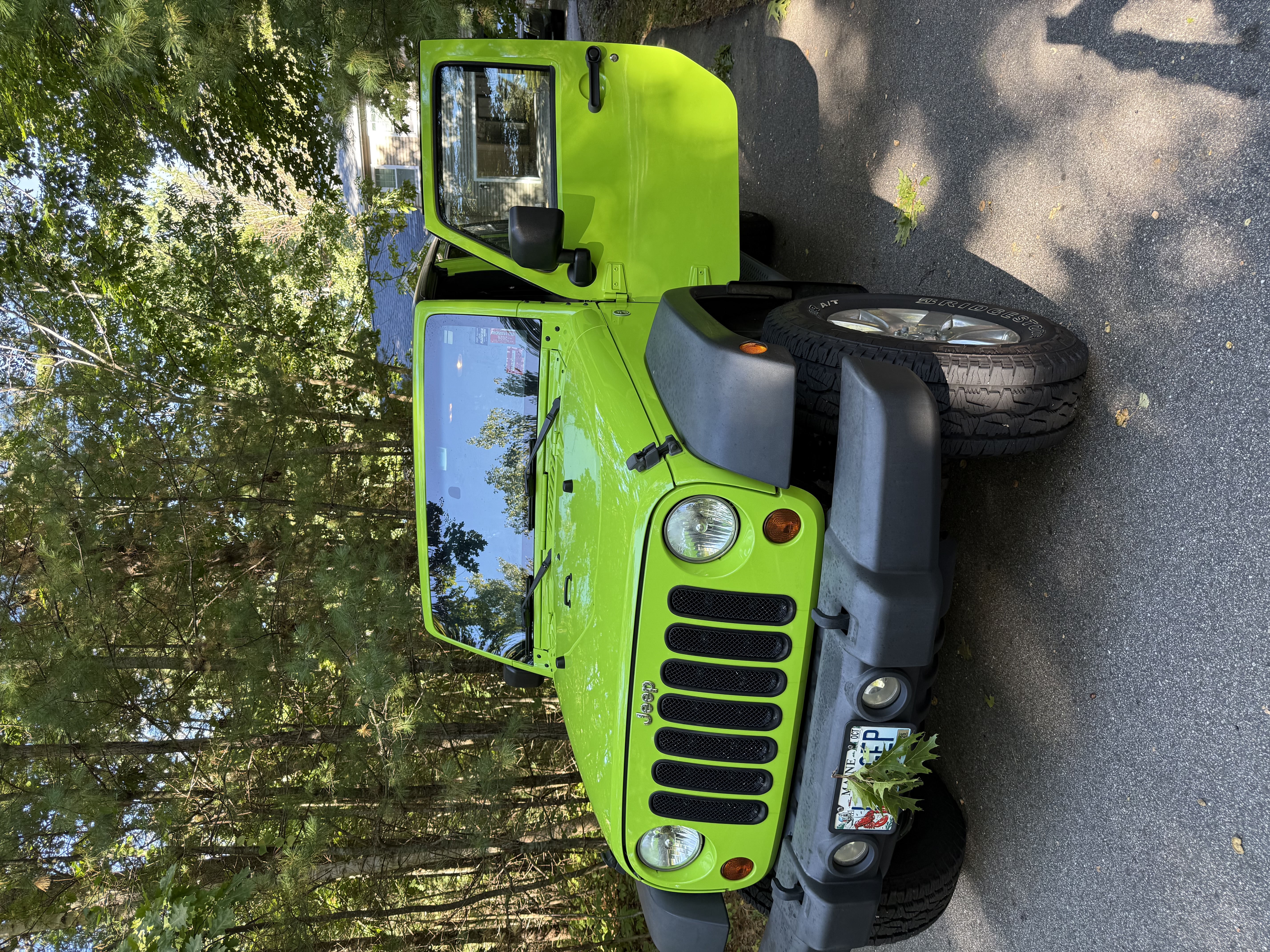 Used 2012 Jeep Wrangler Unlimited Sport w/ Connectivity Group AWD/4WD image 1