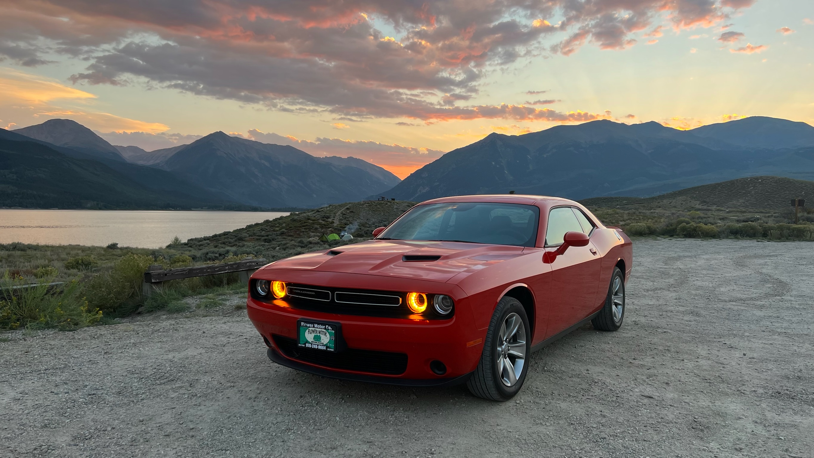 Used 2022 Dodge Challenger SXT RWD image 12