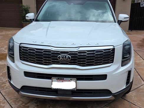 Used 2020 Kia Telluride S image 1