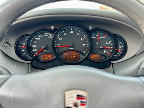 Used 2001 Porsche 911 Carrera image 14