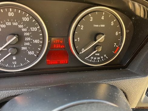 Used 2012 BMW X5 xDrive35i image 4