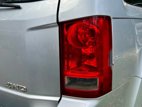 Used 2011 Honda Pilot EX-L image 12