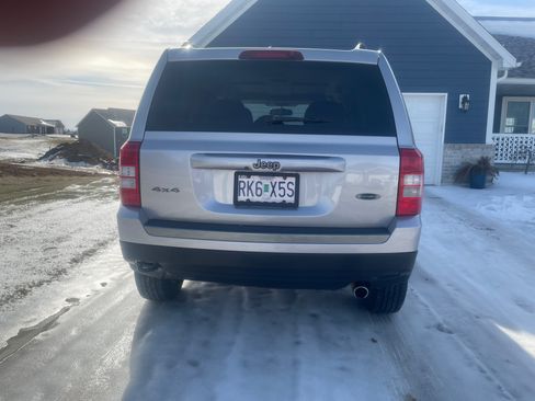 Used 2017 Jeep Patriot Sport w/ Power Value Group image 8