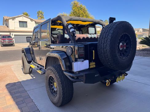 Used 2008 Jeep Wrangler Unlimited Sahara image 8