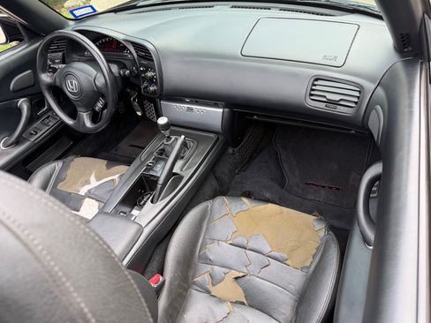 Used 2006 Honda S2000 image 9