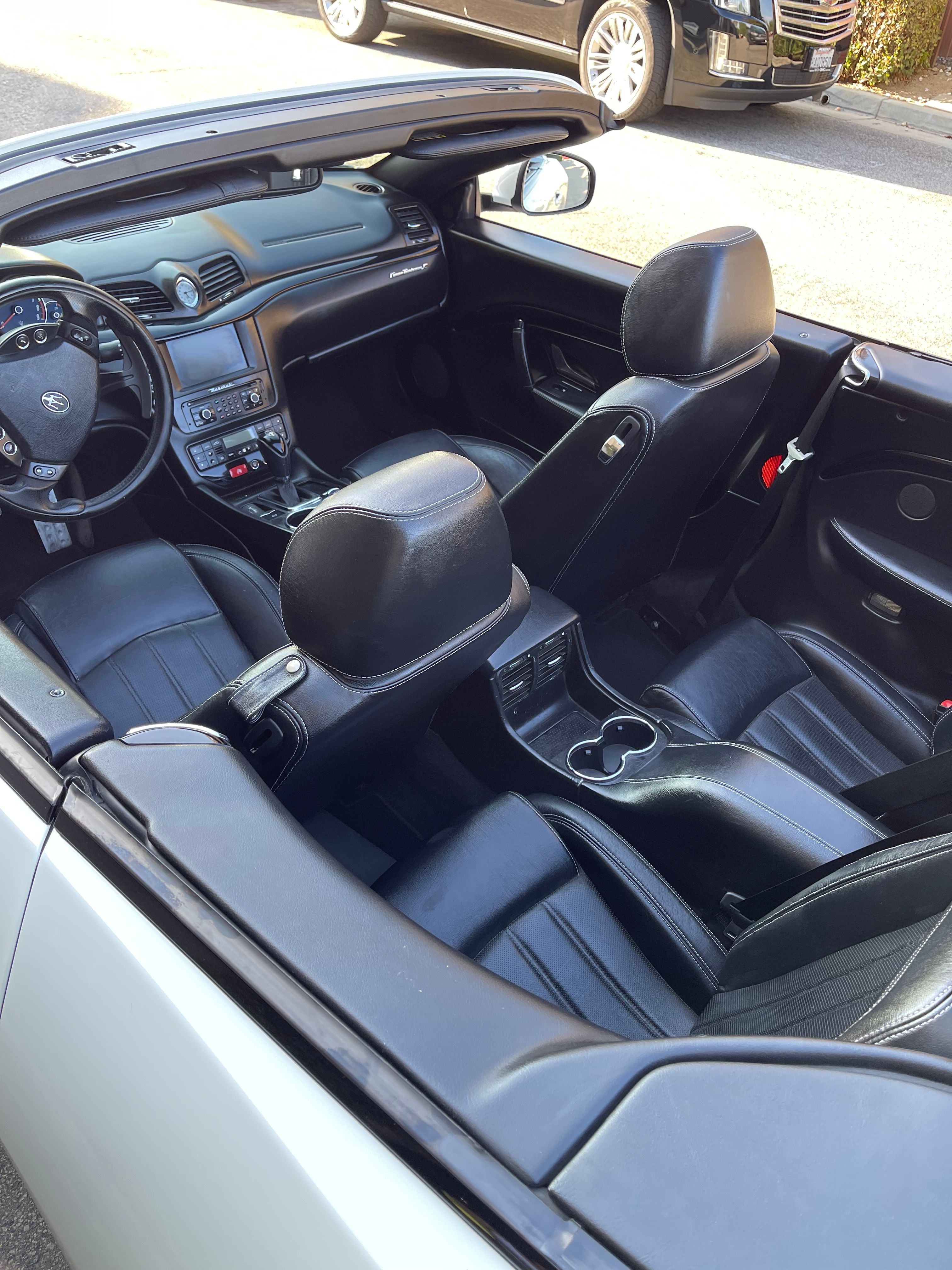 Used 2012 Maserati GranTurismo Convertible RWD image 5