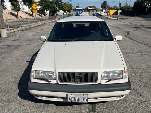 Used 1996 Volvo 850 Wagon image 5