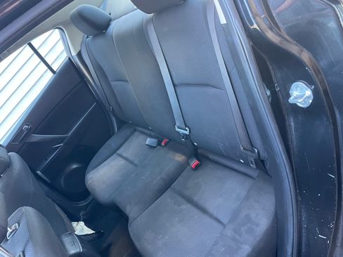 Used 2011 MAZDA MAZDA3 i Sport image 12