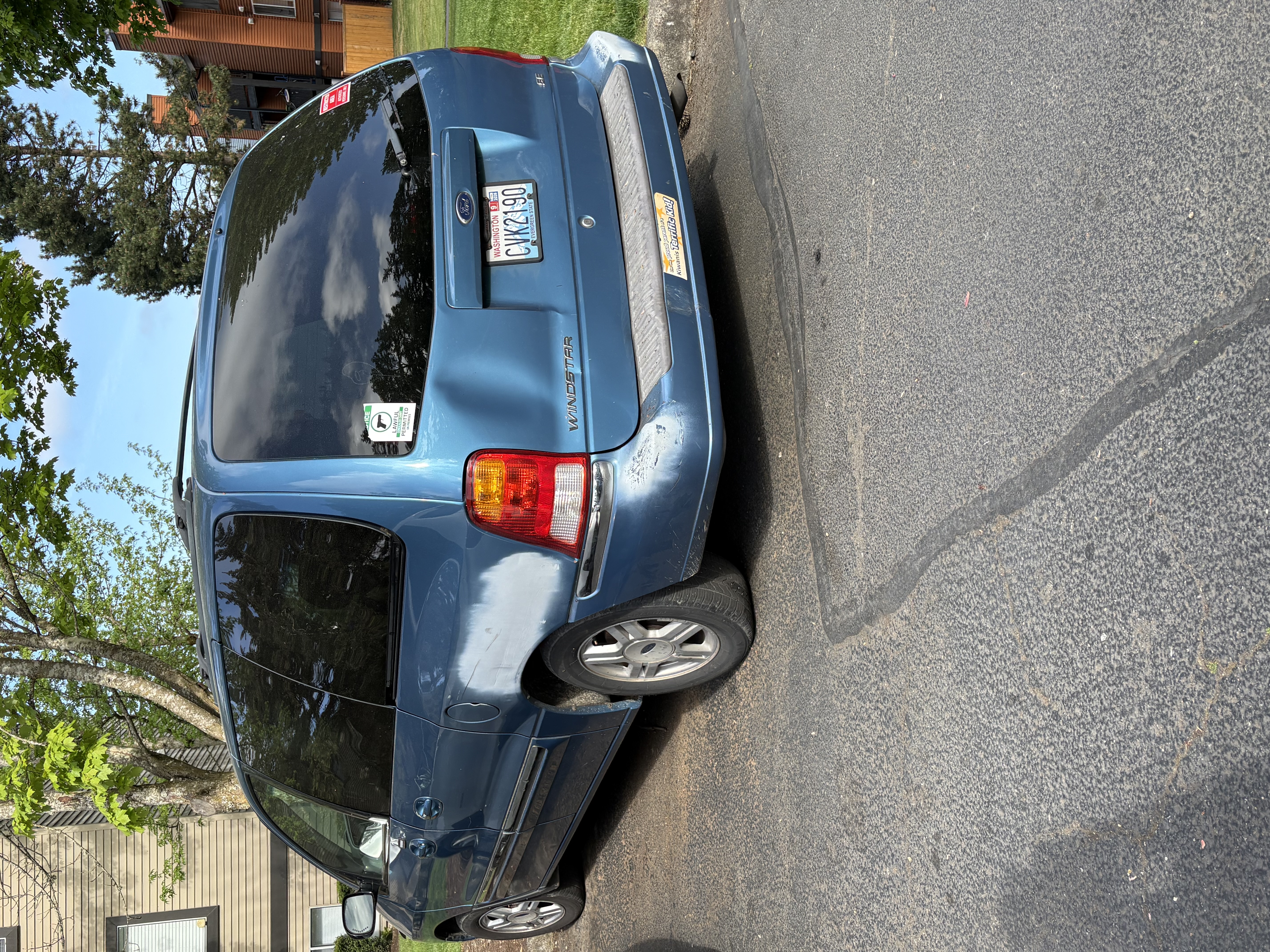 Used 2003 Ford Windstar SE FWD image 3
