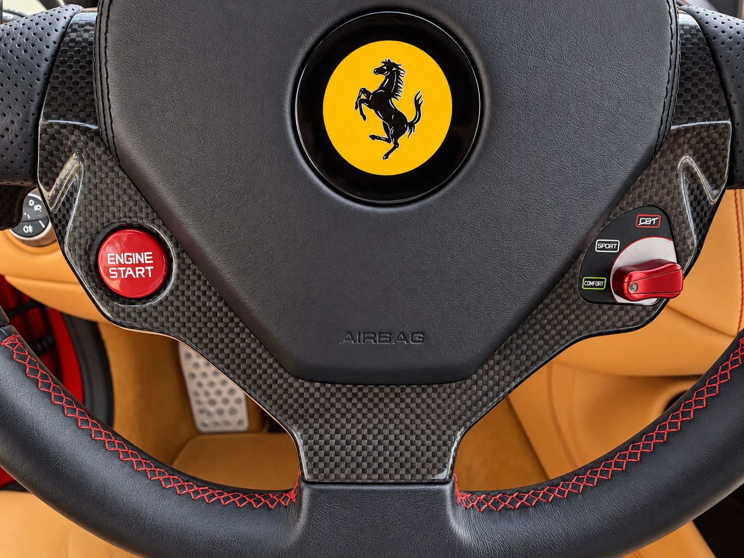Used 2012 Ferrari California RWD image 11