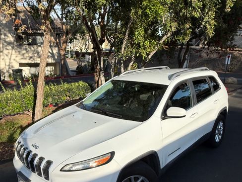Used 2014 Jeep Cherokee Latitude image 10
