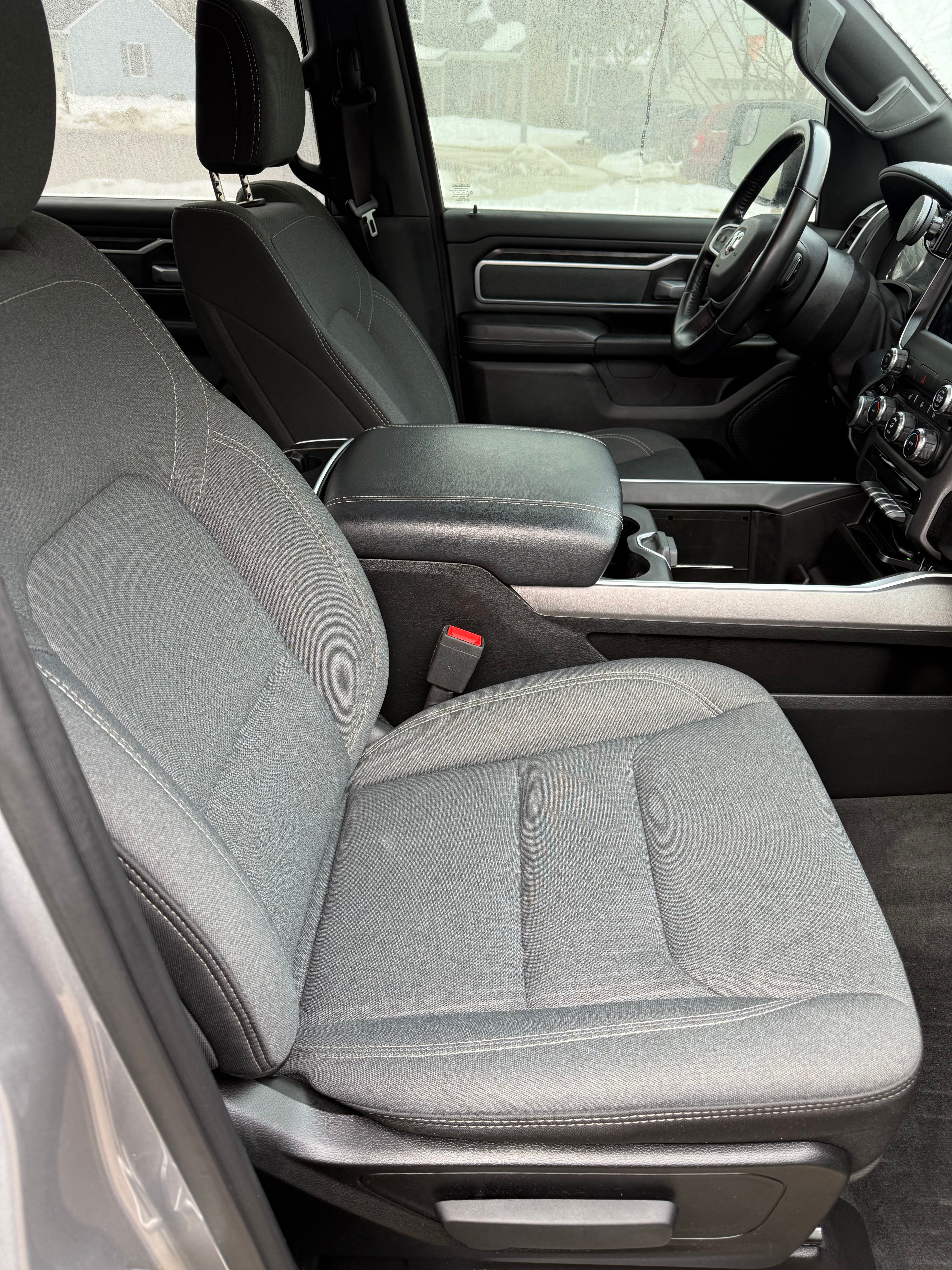 Used 2021 RAM 1500 Big Horn AWD/4WD image 6