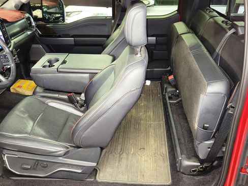 Used 2022 Ford F150 Lariat w/ Max Trailer Tow Package image 13